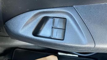 Toyota AYGO 1.0 VVT-i x-play x-shift Euro 6 5dr