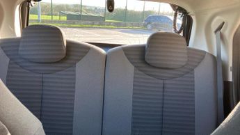 Toyota AYGO 1.0 VVT-i x-play x-shift Euro 6 5dr