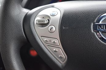 Nissan Leaf 24kWh Acenta Auto 5dr