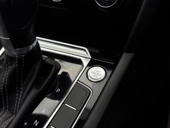 Volkswagen Passat 2.0 TDI BlueMotion Tech R-Line DSG Euro 6 (s/s) 5dr