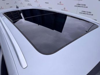 Volkswagen Passat 2.0 TDI BlueMotion Tech R-Line DSG Euro 6 (s/s) 5dr