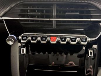 Peugeot E-208 50kWh Allure Premium + Hatchback 5dr Electric Auto (7.4kW Charge