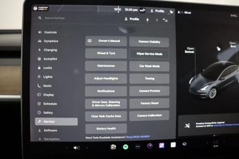 Tesla Model 3 Standard Range Plus Auto RWD 4dr