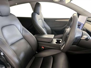 Tesla Model Y (Dual Motor) Long Range SUV 5dr Electric Auto 4WDE (384 bhp)