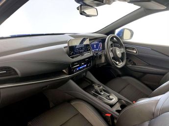 Nissan Qashqai 1.3 DIG-T MHEV Tekna SUV 5dr Petrol Hybrid XTRON 4WD Euro 6 (s/s