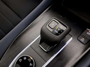 Nissan Qashqai 1.3 DIG-T MHEV Tekna SUV 5dr Petrol Hybrid XTRON 4WD Euro 6 (s/s