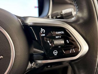 Jaguar I-PACE 400 90kWh HSE Black SUV 5dr Electric Auto 4WD (400 ps)