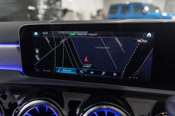 Mercedes-Benz A Class 1.3 A200 AMG Line (Premium) 7G-DCT Euro 6 (s/s) 5dr