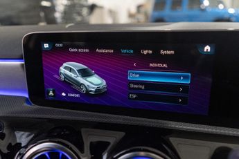 Mercedes-Benz A Class 1.3 A200 AMG Line (Premium) 7G-DCT Euro 6 (s/s) 5dr