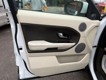 Land Rover Range Rover Evoque 2.2 SD4 Prestige Auto 4WD Euro 5 5dr