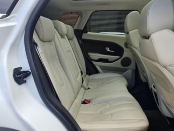 Land Rover Range Rover Evoque 2.2 SD4 Prestige SUV 5dr Diesel Auto 4WD Euro 5 (190 ps)