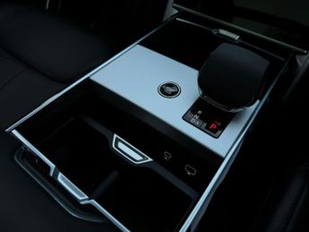 Land Rover Range Rover 3.0 P400 MHEV Autobiography Auto 4WD Euro 6 (s/s) 5dr