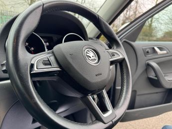 Skoda Yeti 1.2 TSI SE Drive Outdoor DSG Euro 6 (s/s) 5dr