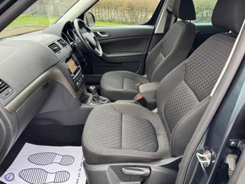 Skoda Yeti 1.2 TSI SE Drive Outdoor DSG Euro 6 (s/s) 5dr
