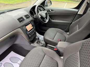 Skoda Yeti 1.2 TSI SE Drive Outdoor DSG Euro 6 (s/s) 5dr