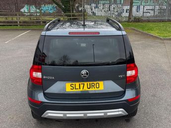 Skoda Yeti 1.2 TSI SE Drive Outdoor DSG Euro 6 (s/s) 5dr