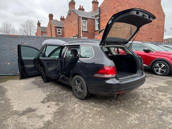 Volkswagen Golf 1.6 TDI SE DSG Euro 5 5dr