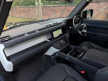 Land Rover Defender 110 2.0 SD4 S Auto 4WD Euro 6 (s/s) 5dr