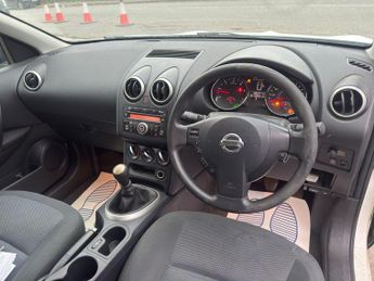Nissan Qashqai 1.5 dCi Puredrive Visia 2WD Euro 5 5dr