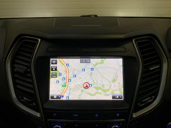 Hyundai Santa Fe 2.2 CRDi Blue Drive Premium SE Auto 4WD Euro 6 (s/s) 5dr (7 Seat