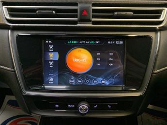 MG MG5 61.1kWh Exclusive Long Range Auto 5dr