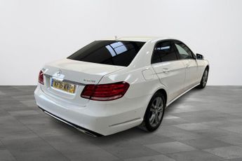 Mercedes-Benz E Class 2.1 E220 BlueTEC SE G-Tronic+ Euro 6 (s/s) 4dr