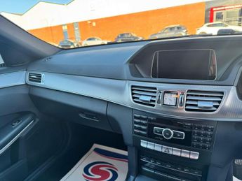 Mercedes-Benz E Class 2.1 E220 BlueTEC SE G-Tronic+ Euro 6 (s/s) 4dr