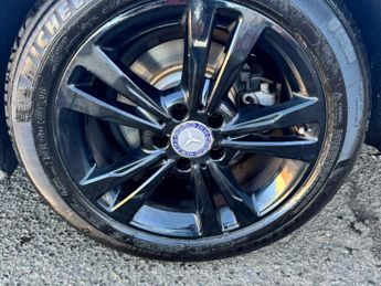 Mercedes-Benz E Class 2.1 E220 BlueTEC SE G-Tronic+ Euro 6 (s/s) 4dr