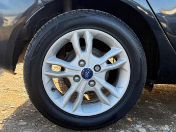 Ford Fiesta 1.6 Zetec Powershift Euro 5 5dr