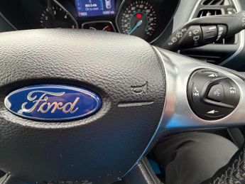 Ford C-Max 2.0 TDCi Titanium MPV 5dr Diesel Powershift Euro 5 (140 ps)