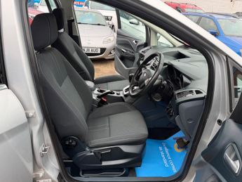 Ford C-Max 2.0 TDCi Titanium MPV 5dr Diesel Powershift Euro 5 (140 ps)