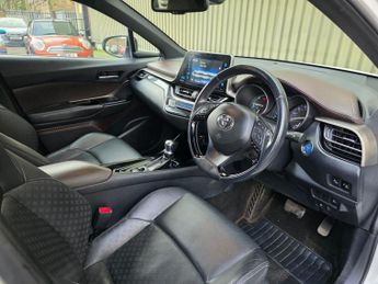 Toyota C-HR 1.8 VVT-h Excel CVT Euro 6 (s/s) 5dr
