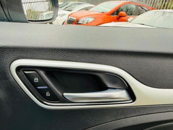 MG MG ZS 44.5kWh Exclusive Auto 5dr