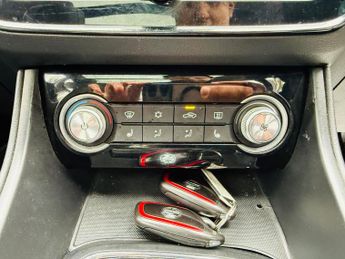 MG MG ZS 44.5kWh Exclusive Auto 5dr