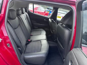 Nissan Leaf 40kWh N-Connecta Auto 5dr