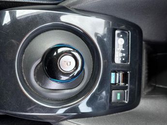 Nissan Leaf 40kWh N-Connecta Auto 5dr