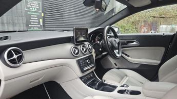 Mercedes-Benz CLA 2.1 CLA200d Sport Coupe 7G-DCT Euro 6 (s/s) 4dr