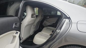 Mercedes-Benz CLA 2.1 CLA200d Sport Coupe 7G-DCT Euro 6 (s/s) 4dr