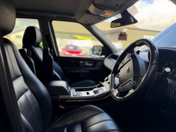 Land Rover Range Rover Sport 3.0 SD V6 HSE Black SUV 5dr Diesel Auto 4WD Euro 5 (255 bhp)
