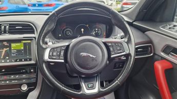 Jaguar F-PACE 2.0 D240 R-Sport Auto AWD Euro 6 (s/s) 5dr