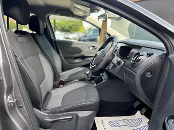 Renault Captur 1.5 dCi ENERGY Dynamique S Nav Euro 6 (s/s) 5dr