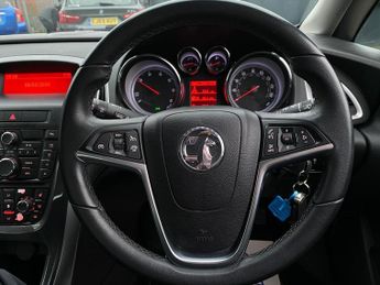 Vauxhall Astra 2.0 CDTi ecoFLEX Elite Euro 5 (s/s) 5dr