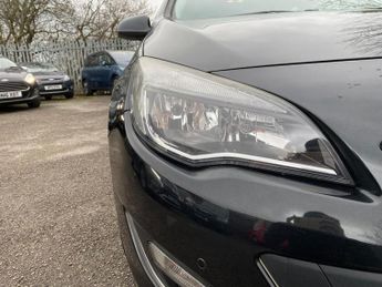 Vauxhall Astra 2.0 CDTi ecoFLEX Elite Euro 5 (s/s) 5dr