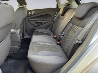 Ford Fiesta 1.6 Titanium Powershift Euro 6 5dr