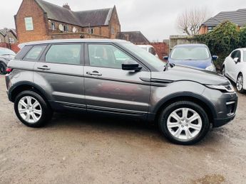 Land Rover Range Rover Evoque 2.0 TD4 SE Tech Auto 4WD Euro 6 (s/s) 5dr