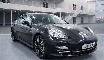 Porsche Panamera 3.0D V6 Platinum Edition Hatchback 5dr Diesel TiptronicS Euro 5 