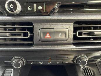 VAUXHALL COMBO LIFE DESIGN XL Seven Seater