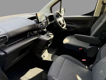 VAUXHALL COMBO LIFE DESIGN XL Seven Seater