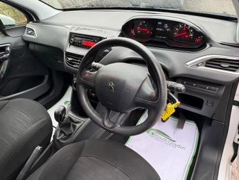 Peugeot 208 1.0 VTi PureTech Access+ Euro 5 5dr