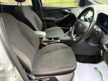 Ford Focus 1.0T EcoBoost ST-Line Auto Euro 6 (s/s) 5dr